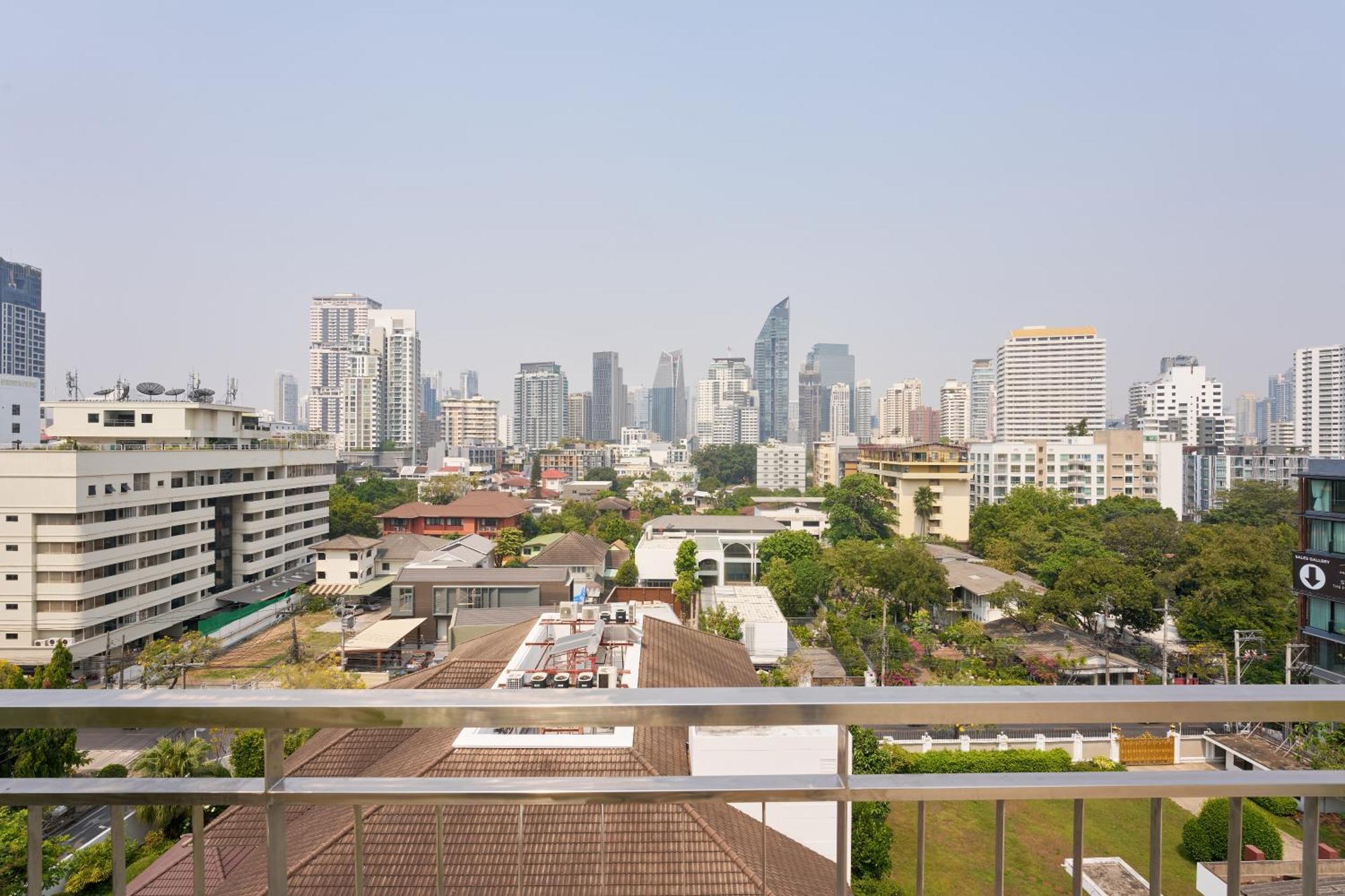 Shine Aparthotels Sukhumvit Thonglor Bangkok Dış mekan fotoğraf